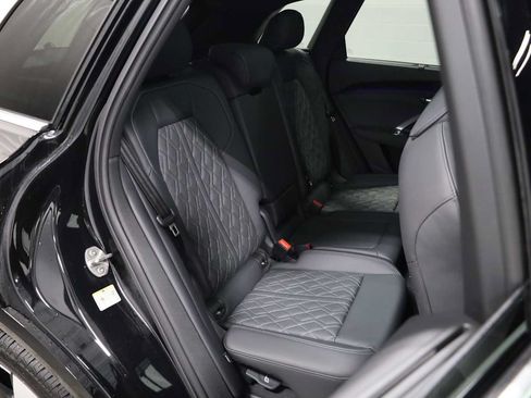 Used 2025 Audi SQ5 Premium Plus w/ Premium Plus Package AWD/4WD image 34