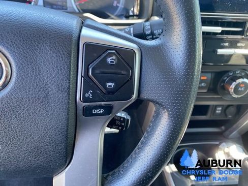 Used 2018 Toyota 4Runner SR5 Premium AWD/4WD image 38