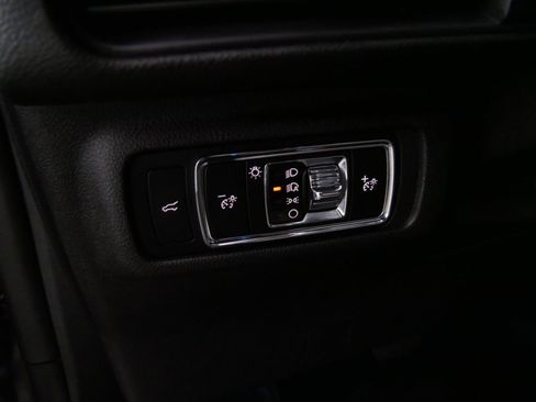 Used 2023 Lincoln Corsair Reserve w/ Towing Package AWD/4WD image 18