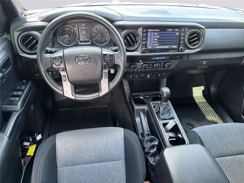 Used 2023 Toyota Tacoma TRD Off-Road w/ Advanced Technology Package AWD/4WD image 14