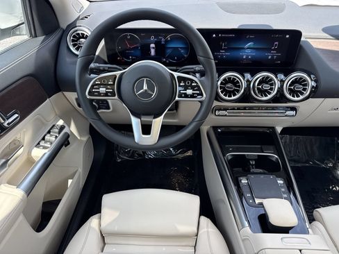 Used 2023 Mercedes-Benz GLA 250 image 23