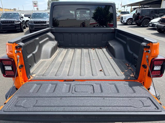 New 2026 Jeep Gladiator Sport AWD/4WD image 5