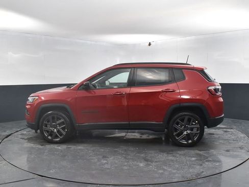 New 2026 Jeep Compass Latitude AWD/4WD image 5