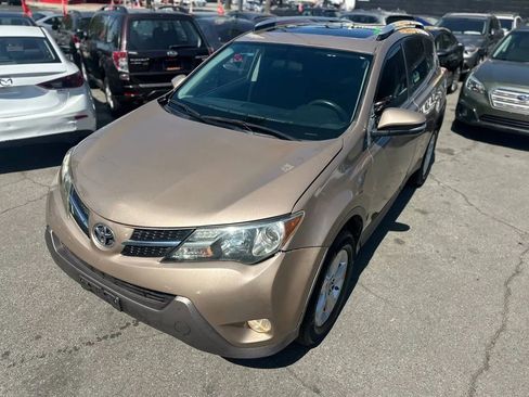 Used 2014 Toyota RAV4 XLE image 7