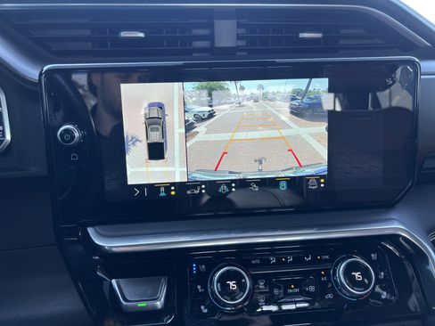 Used 2023 GMC Sierra 1500 Denali Ultimate image 25