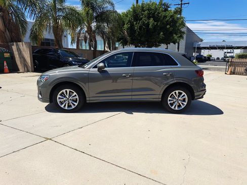 Used 2025 Audi Q3 2.0T Premium w/ Convenience Package AWD/4WD image 8