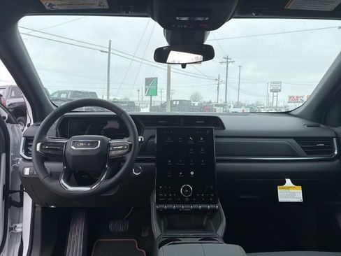 New 2026 GMC Terrain AT4 w/ Convenience Package III image 32