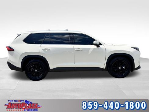 Used 2024 Toyota Grand Highlander AWD Hybrid image 9