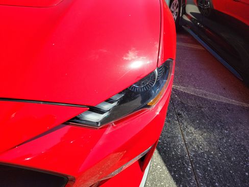 Used 2022 Ford Mustang Premium image 3