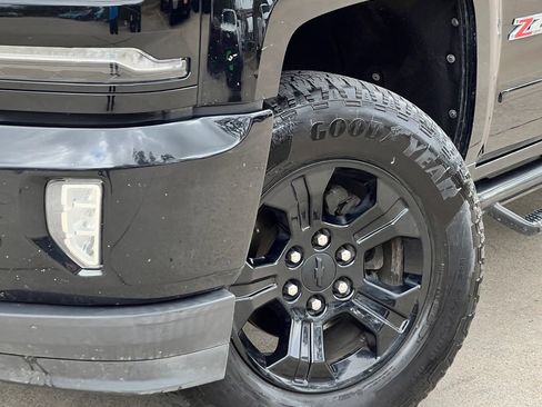 Used 2016 Chevrolet Silverado 1500 LTZ Z71 w/ LTZ Plus Package AWD/4WD image 8