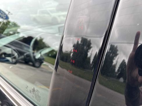 Used 2022 Ford Explorer Platinum w/ Equipment Group 601A image 23