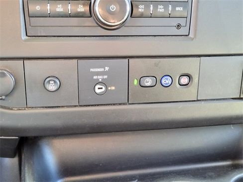 Used 2022 GMC Savana 3500 LS w/ Chrome Appearance Package image 23