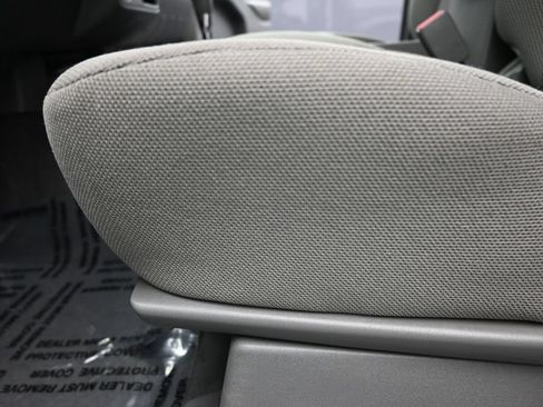 Used 2019 Nissan Frontier SV AWD/4WD image 10