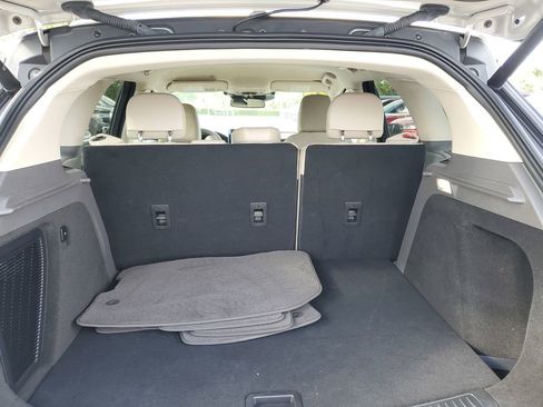 Used 2024 Lincoln Corsair FWD image 6