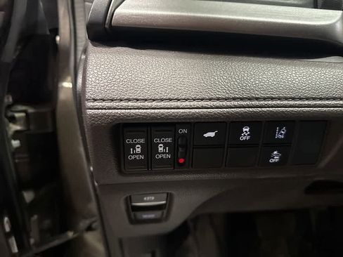 Used 2018 Honda Odyssey EX-L image 15