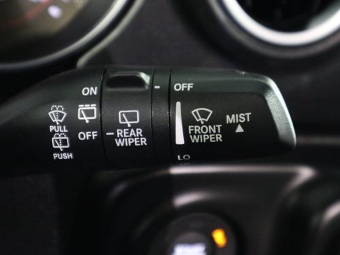Used 2021 Jeep Wrangler Unlimited Rubicon w/ Trailer Tow Package AWD/4WD image 31