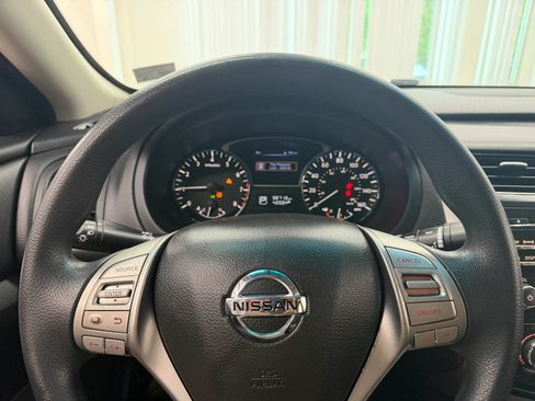Used 2015 Nissan Altima 2.5 S w/ Power Driver Seat Package FWD image 22