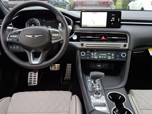 Used 2025 Genesis G70 3.3T Advanced w/ Sport Prestige Package image 15