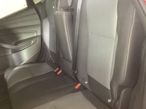 Used 2017 Ford Escape SE w/ SE Cold Weather Package image 10