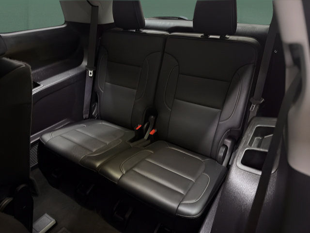 Used 2020 GMC Acadia SLT FWD image 14
