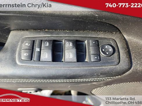Used 2017 Jeep Grand Cherokee Limited w/ Luxury Group II AWD/4WD image 9