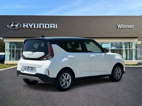 Used 2024 Kia Soul S FWD image 5