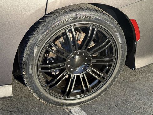 Used 2017 Dodge Charger R/T RWD image 8