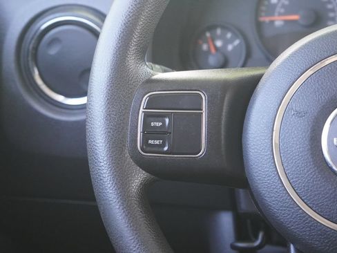 Used 2017 Jeep Patriot Sport w/ Power Value Group FWD image 13