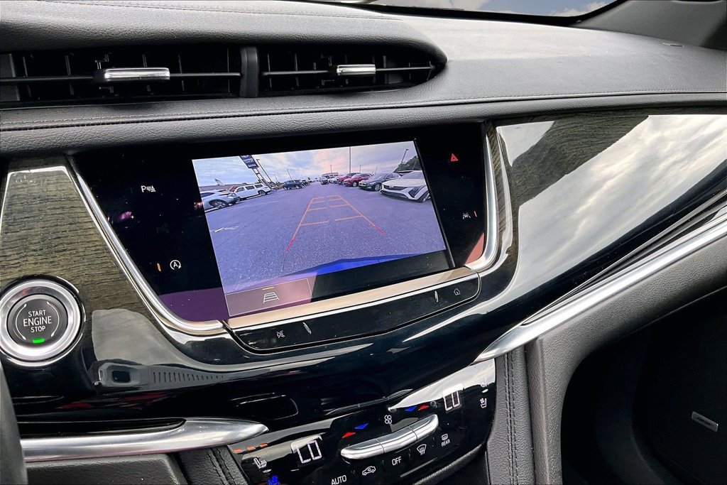 Used 2023 Cadillac XT6 Premium Luxury AWD/4WD image 14