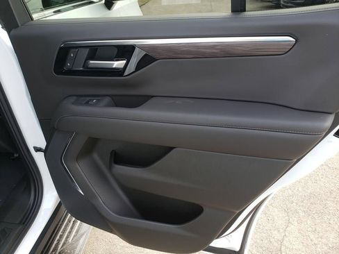 New 2026 Chevrolet Tahoe LS w/ LS Custom Edition image 20