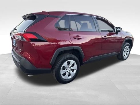 Used 2024 Toyota RAV4 LE image 5
