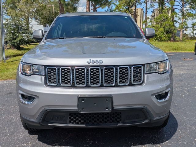 Certified 2017 Jeep Grand Cherokee Laredo w/ Quick Order Package 23E AWD/4WD image 7
