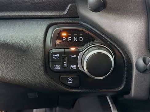 Used 2020 RAM 1500 Big Horn AWD/4WD image 20