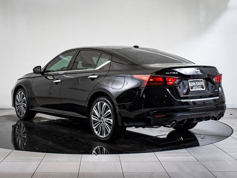 Used 2023 Nissan Altima 2.5 SL image 10