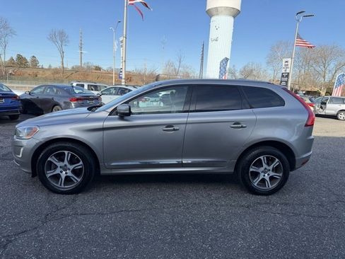 Used 2014 Volvo XC60 T6 image 2
