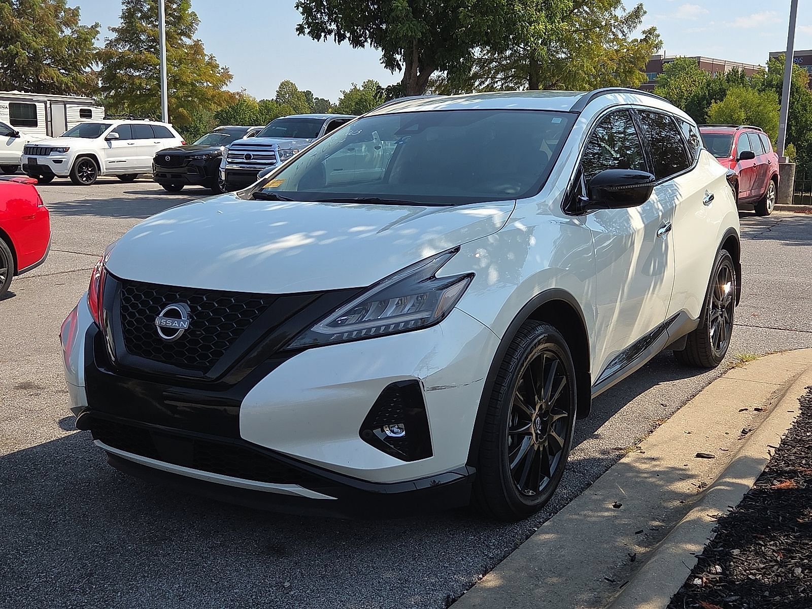 Used 2023 Nissan Murano SV w/ SV Midnight Edition Package AWD/4WD image 2
