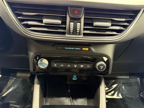 Used 2023 Ford Escape Platinum image 36