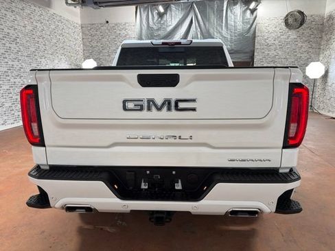 Used 2024 GMC Sierra 1500 Denali Ultimate AWD/4WD image 6