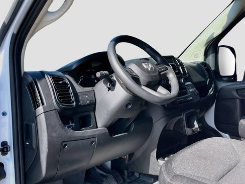Used 2024 RAM ProMaster 1500 w/ Convenience Group FWD image 9