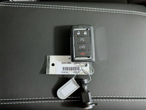 New 2025 Jeep Grand Cherokee Overland image 20