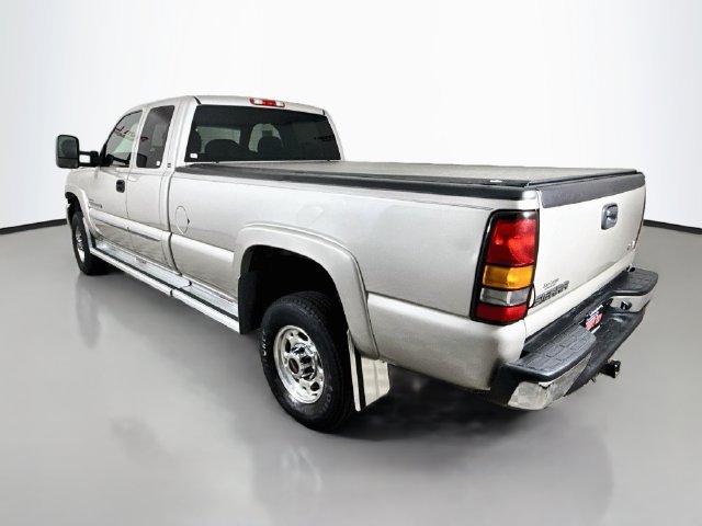 Used 2007 GMC Sierra 2500 SLE w/ Heavy-Duty Power Package RWD image 5