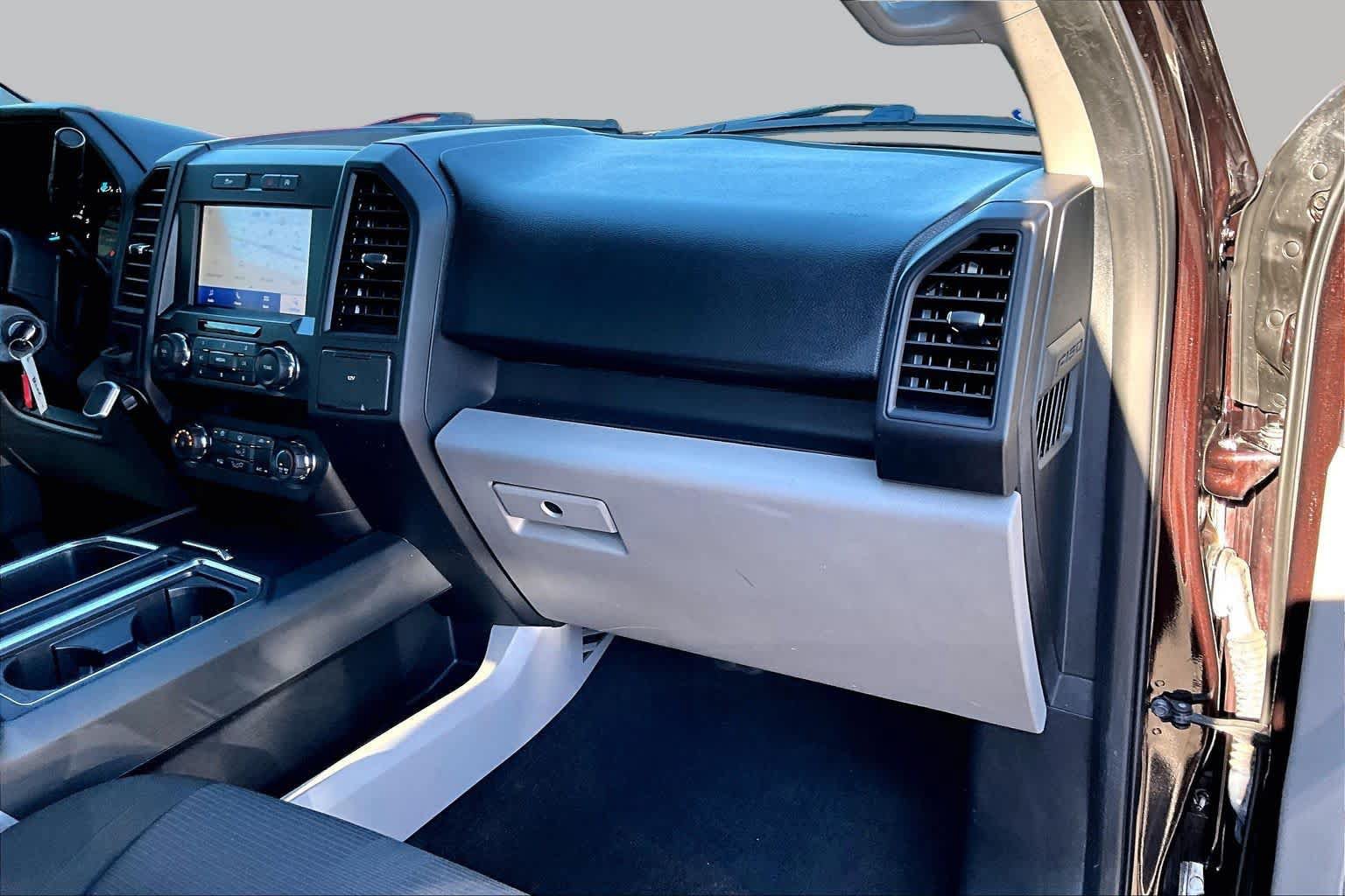 Used 2019 Ford F150 XL w/ Equipment Group 101A Mid RWD image 19