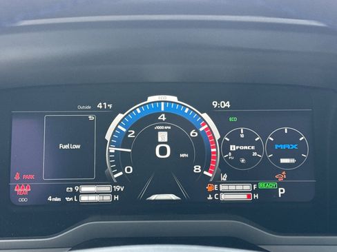 New 2025 Toyota Tundra Limited image 23