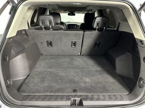 Used 2018 GMC Terrain Denali w/ Advanced Safety Package FWD image 25