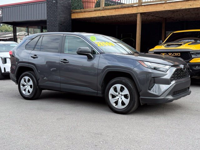Used 2025 Toyota RAV4 LE AWD/4WD image 2