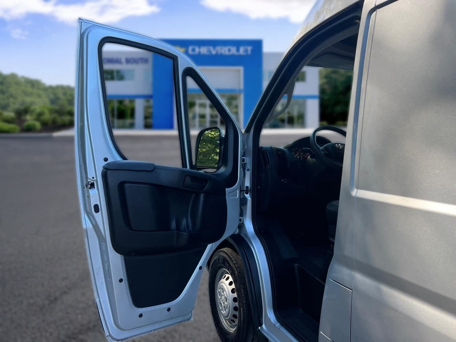 Used 2024 RAM ProMaster 2500 w/ Power Group FWD image 15
