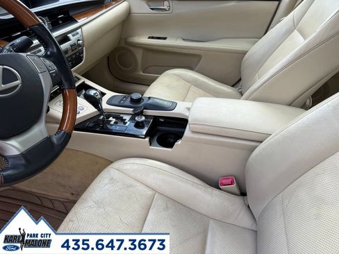 Used 2013 Lexus ES 300h w/ Luxury Pkg FWD image 22