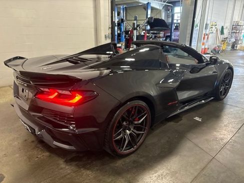 Used 2023 Chevrolet Corvette Z06 w/ Chrome Exterior Badge Package RWD image 10