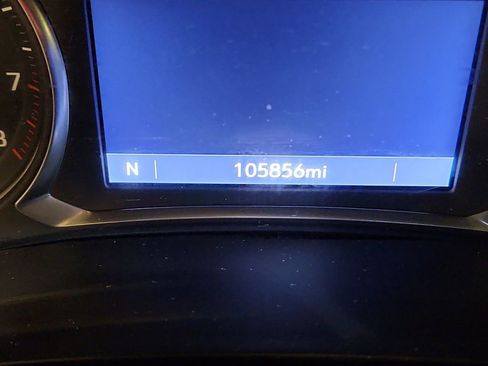 Used 2020 Chevrolet Traverse LT w/ LT Premium Package image 16