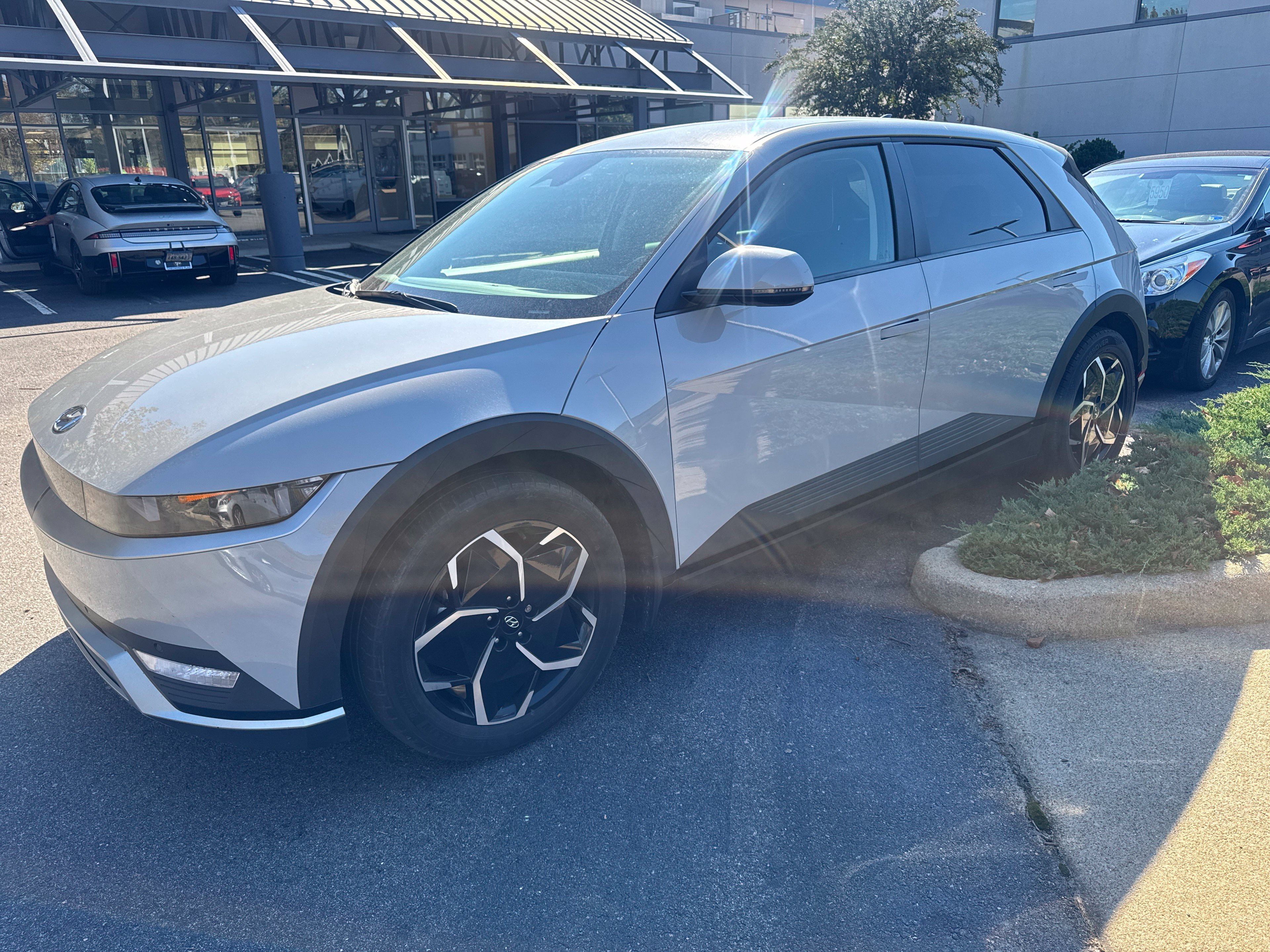 Used 2023 Hyundai Ioniq 5 SEL AWD/4WD image 6
